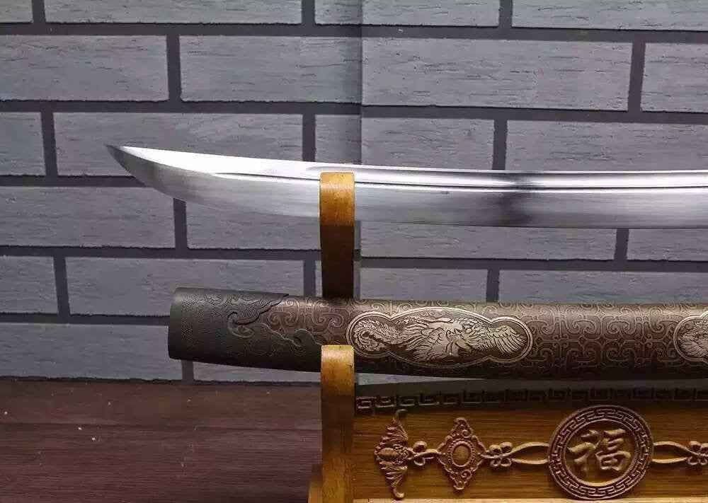 Broadsword/Damascus steel handmade blade/Brass scabbard/Length 28" — close-up detail view