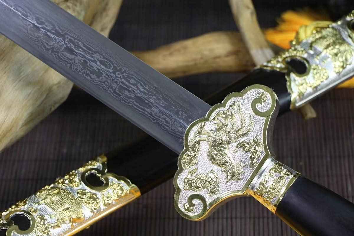 Baojian/Chinese Sword/Forged Damascus Steel Blades/Battle Ready — handle and fittings close-up