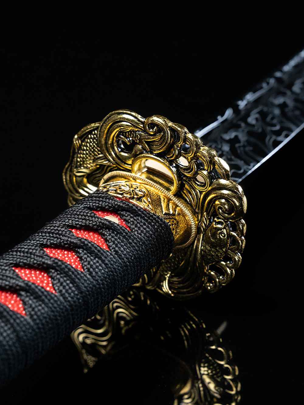 Kurayami Katana (1060 Carbon Steel) — handle and fittings close-up