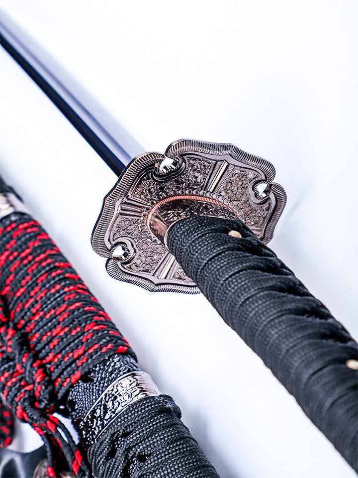 Night Shade Tachi — close-up detail view