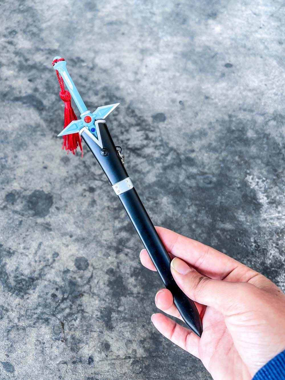 Dark Repulser Keychain (Blue) + Stand — Premium Steel Mini Katana by DRACBLADE