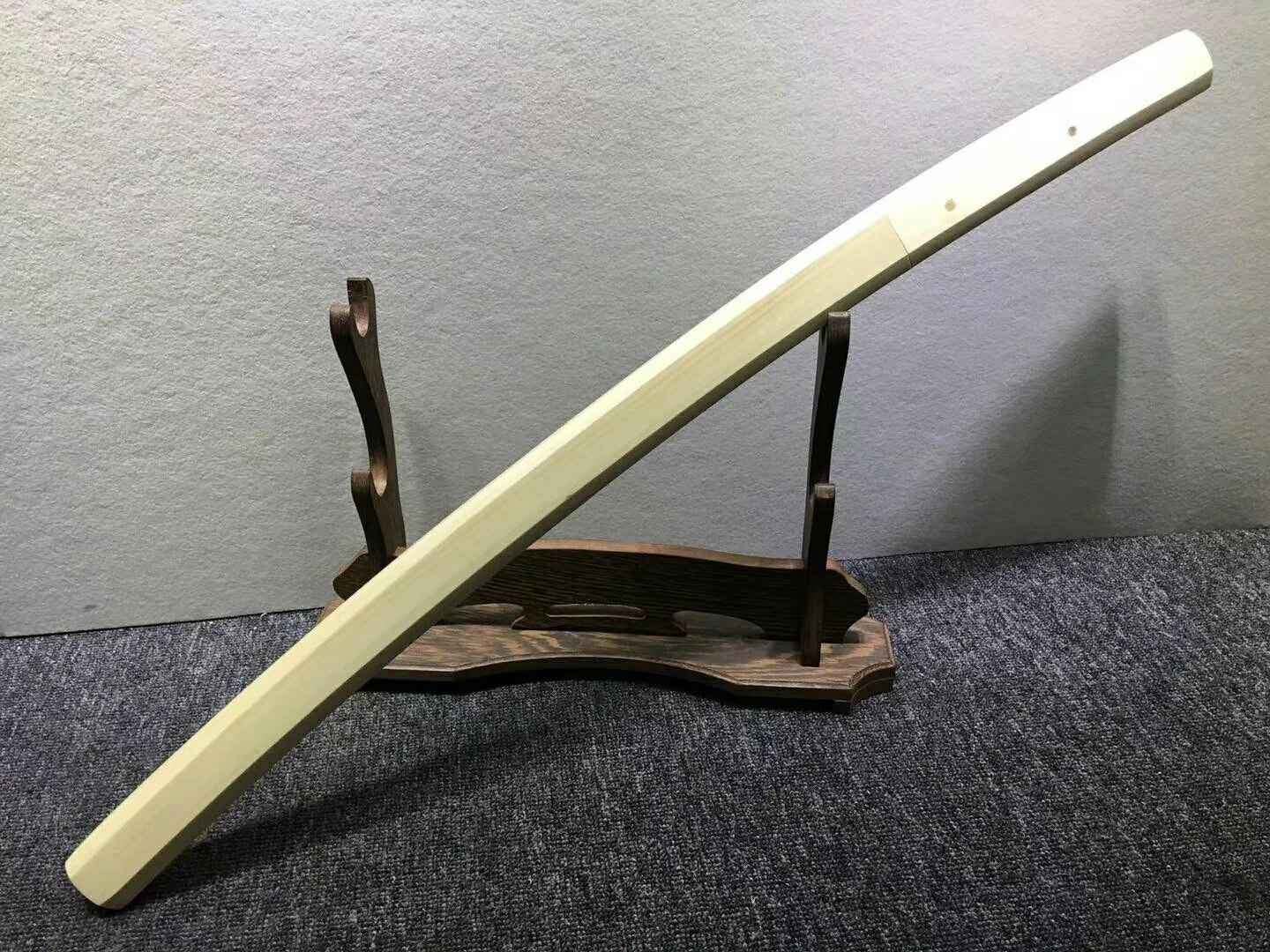 Katana,Handmade High carbon steel burn blade,Beech wood,Length 30" — close-up detail view