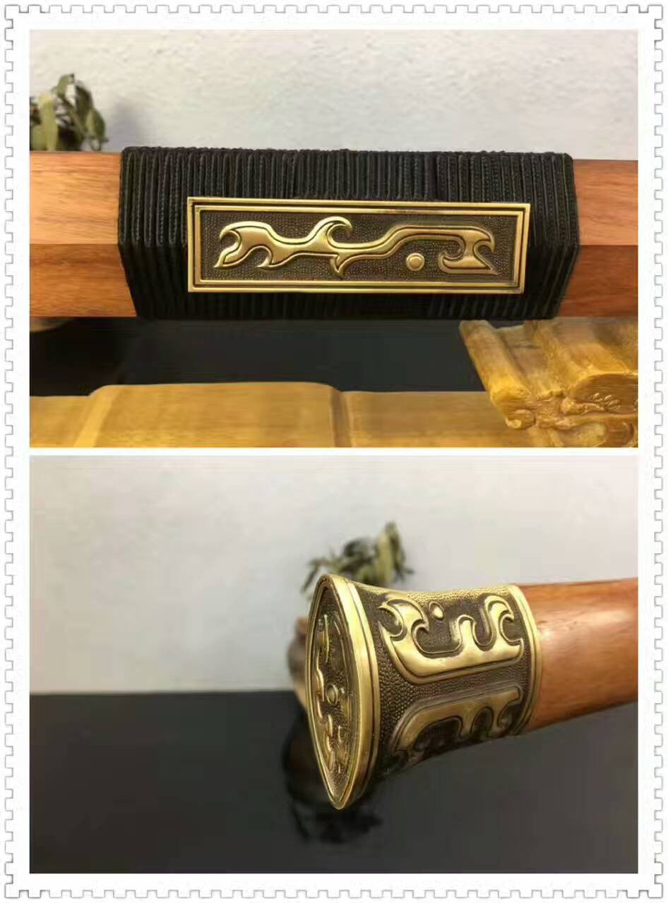 Dragon han sword,Folding steel blade,Acid wooden scabbard/Brass fittings — handle and fittings close-up