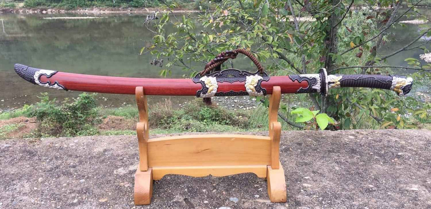 Crimson Dragon Qingdao | Hand-Forged Seven-Plate High-Carbon Steel Chinese Saber with Brass Fittings & Bloodwood Scabbard — blade and hamon detail