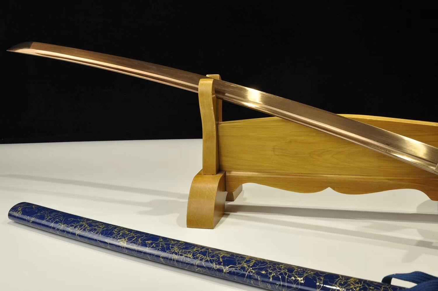 katana(Damascus steel gold blade,Wood scabbard,Alloy fittings)Full tang — scabbard / saya detail