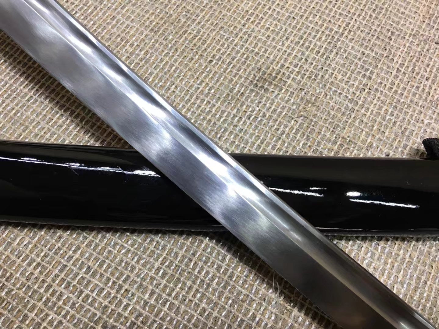 Katana(Copper fitted,Medium carbon steel,Black scabbard)Full tang,Length 40" — scabbard / saya detail