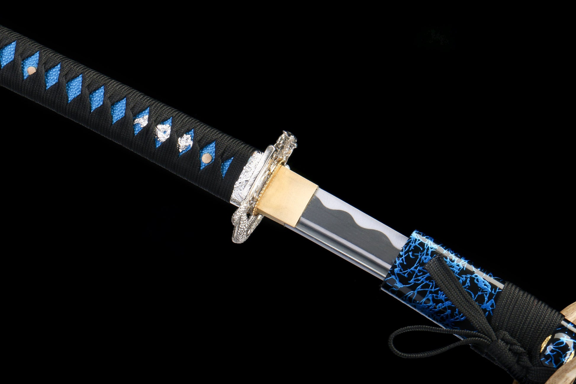 Blue Lightning Katana Sword – 1045 Steel Blade with Gloss Lacquer Scabbard & Full Tang Construction — close-up detail view