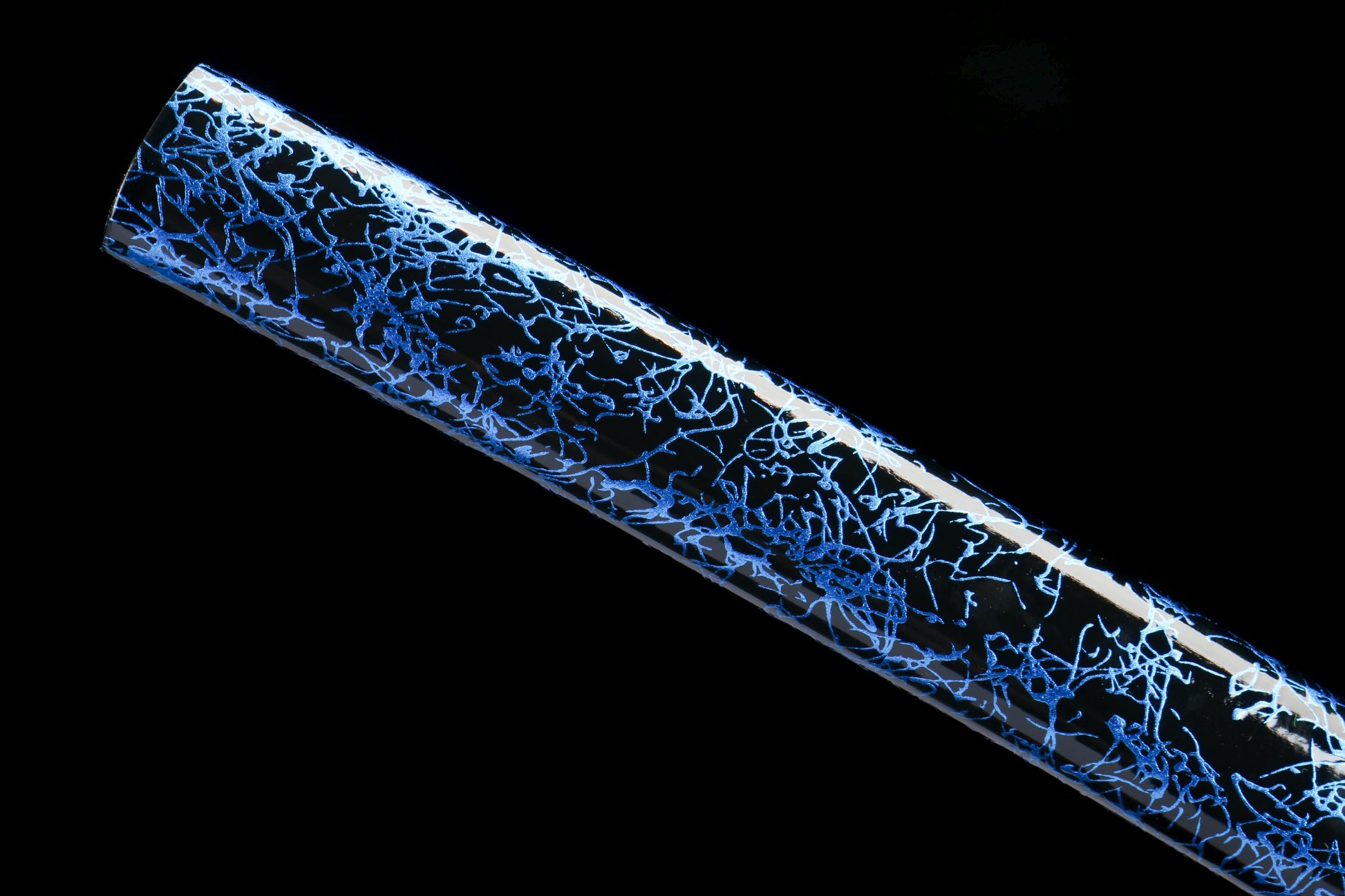 Blue Lightning Katana Sword – 1045 Steel Blade with Gloss Lacquer Scabbard & Full Tang Construction — scabbard / saya detail