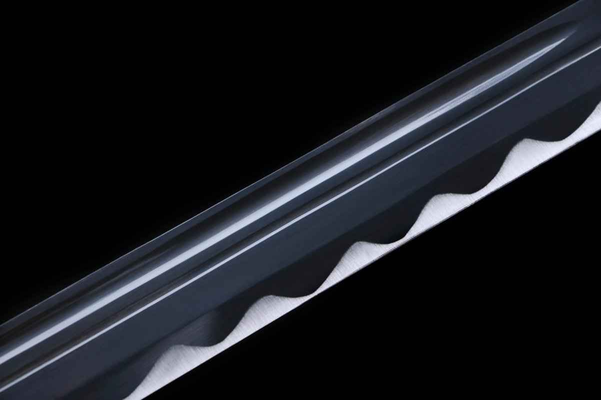 Loong tang dao sword,Forged high carbon steel blade — handle and fittings close-up