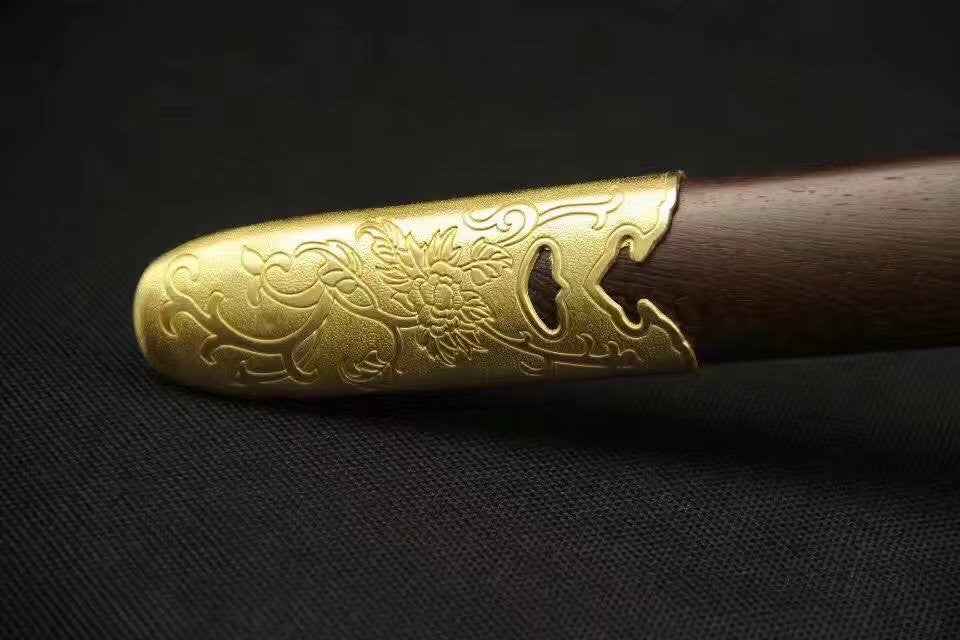 Training sword,Tai chi swords,Stainless steel,Rosewood scabbard,Brass parts — handle and fittings close-up