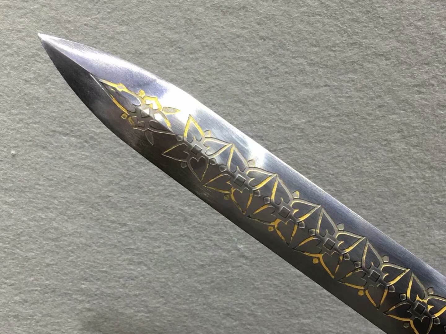 Tang jian,High carbon steel etch blade,Redwood,Alloy — alternate angle view 5