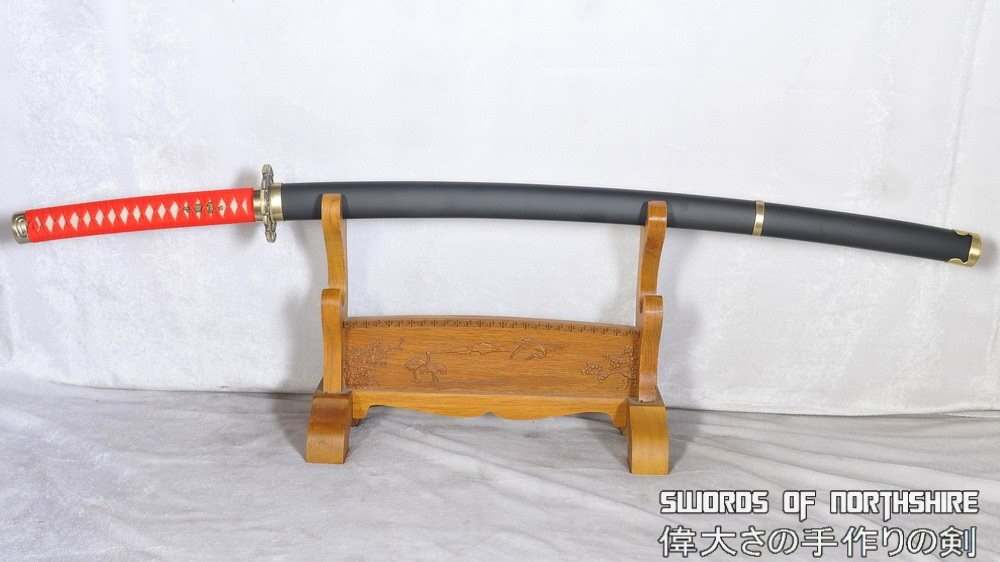 The Dragon Sword of Ryu Hayabusa - from Ninja Gaiden — close-up detail view