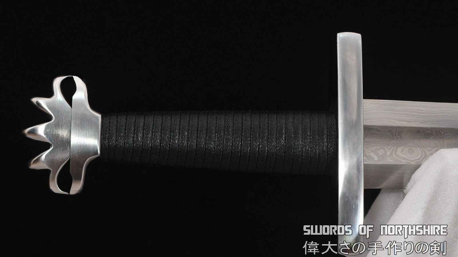 Viking Sword - Harald Hardrada 1095 — handle and fittings close-up