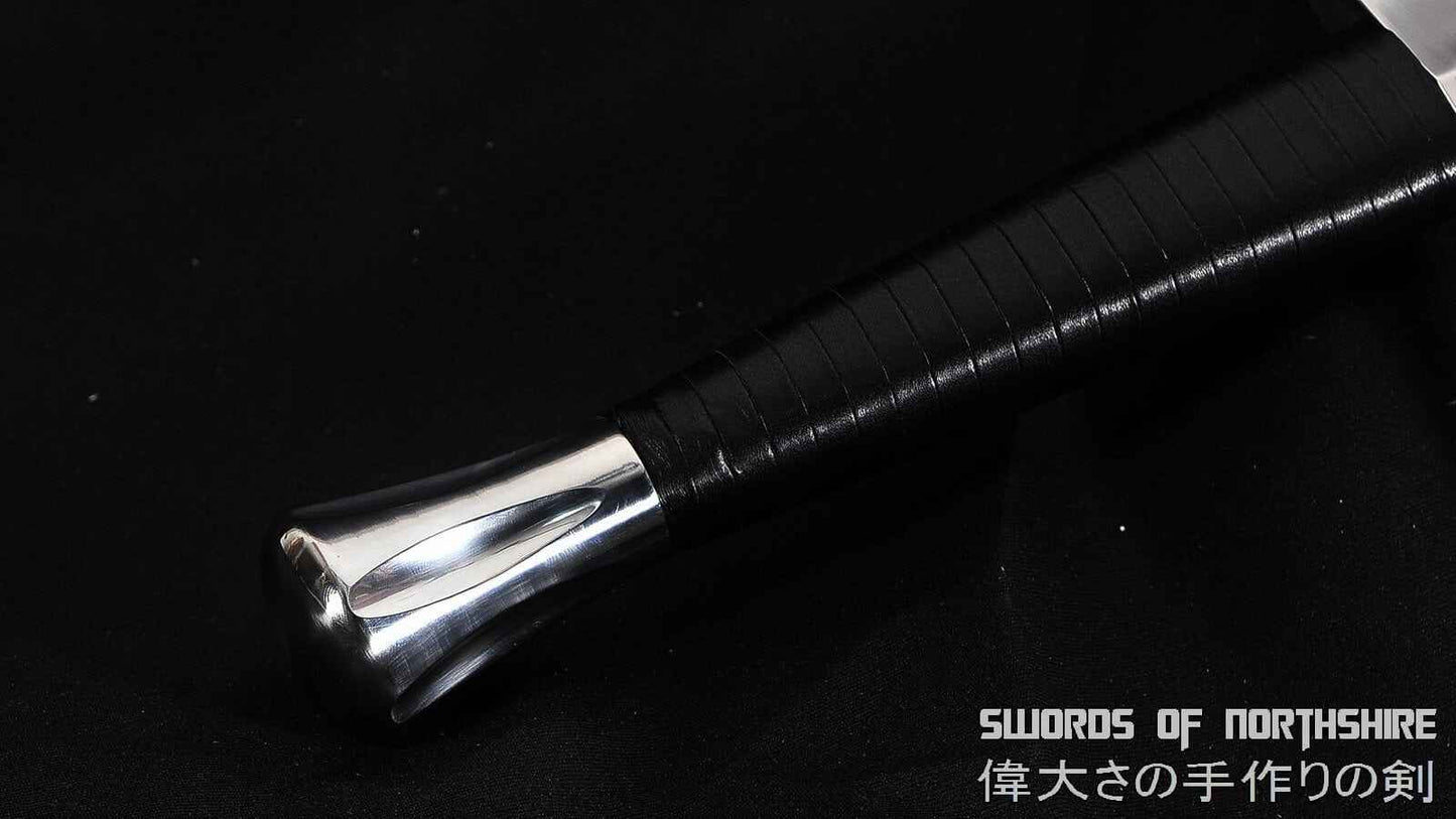 Broadsword - Edward 1095 — blade and hamon detail