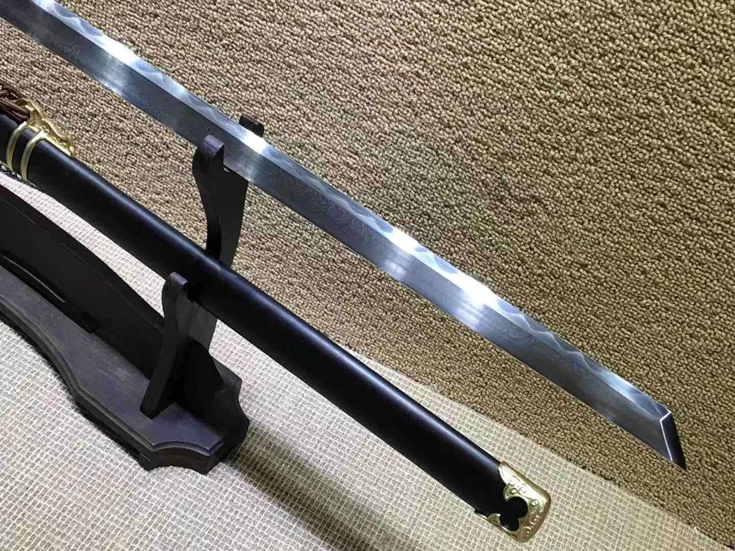 Tang dao,Damascus steel burn blade,Brass fittings,Black scabbard — blade and hamon detail