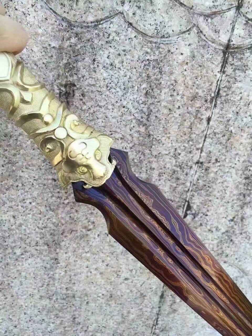 Tiger spear,Folded steel Spearhead,stainless steel rod,Brass fittings — close-up detail view
