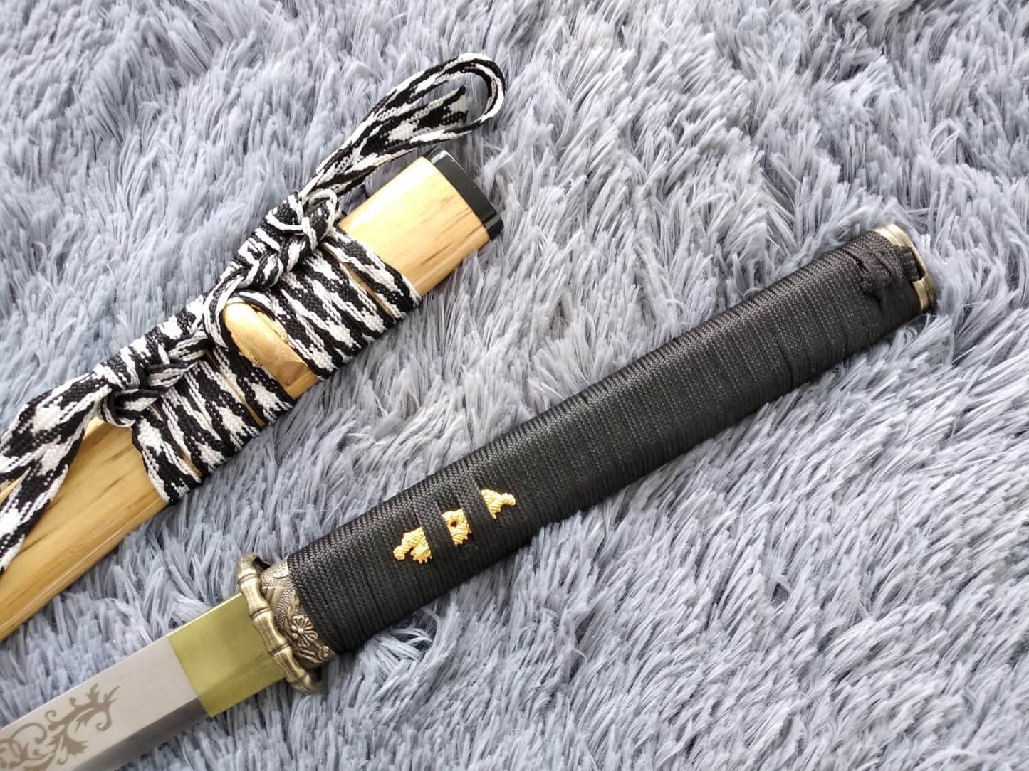 Tang dao,Ninja Sword,High manganese steel,Hardwood,Alloy — scabbard / saya detail